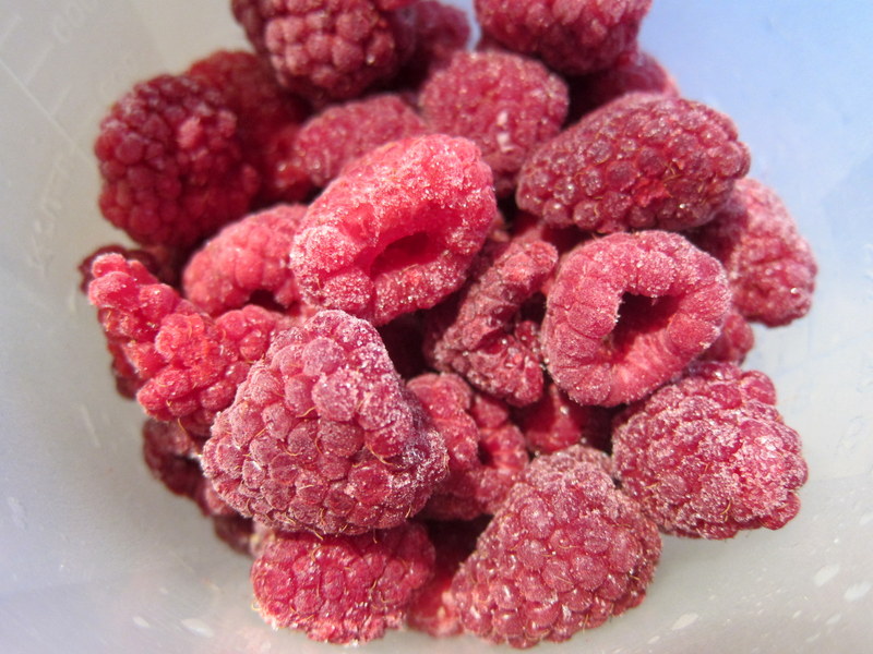 Take delicious raspberries ...