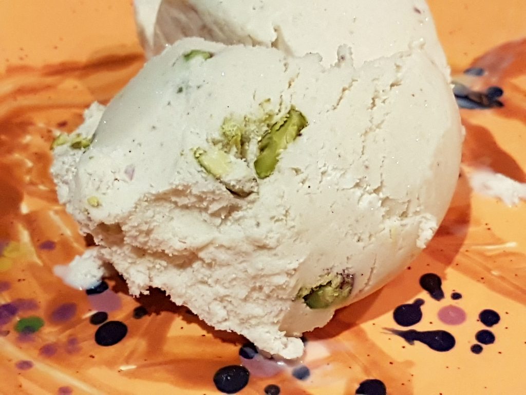 Halva ice cream