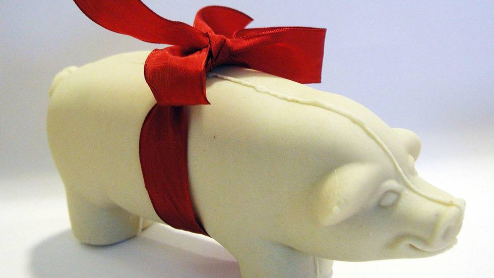 Marzipan pigs are a common sight in many Scandinavian countries around Christmas. I still get one from my loving mother every Christmas: a clear sign that my youthful kitchen raids against her stock of almond paste were quickly forgiven.   